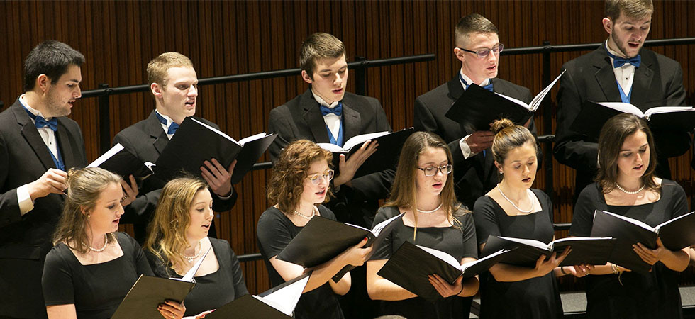 Students singing at the sounds of the season concert