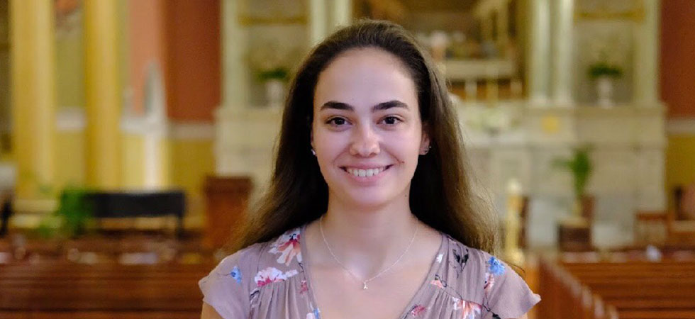 Hound of the Week: Ashley Gioioso '20