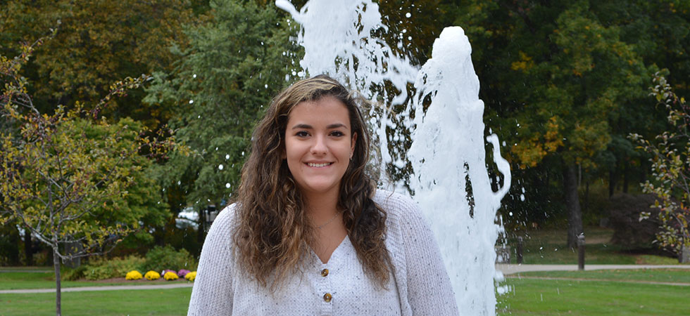 Hound of the Week: Olivia Boncaldo '21