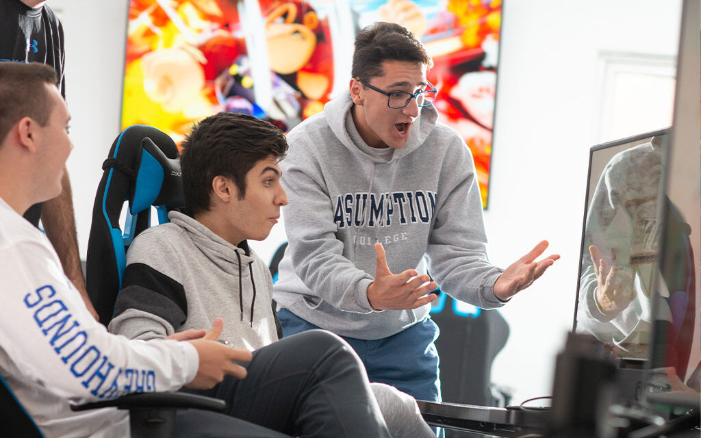 Assumption students compete in the esports lounge